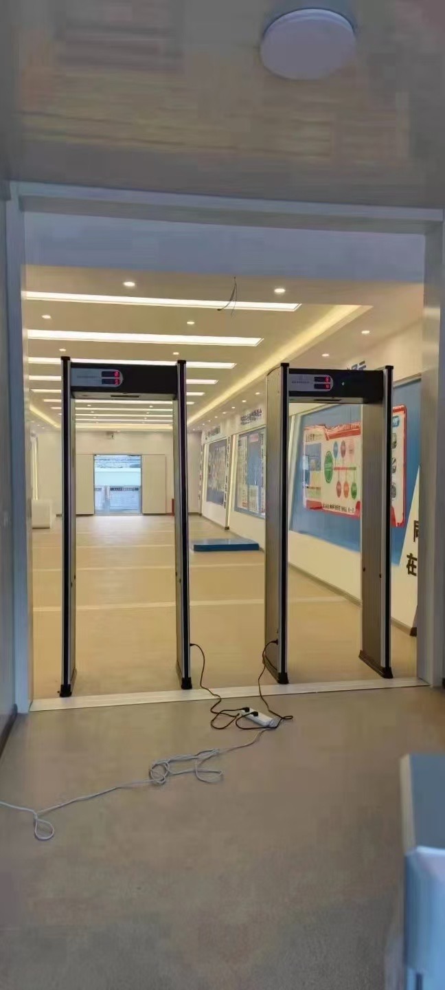 金属安检门
